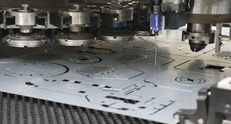 Buying Guide for an Ideal CNC Machine